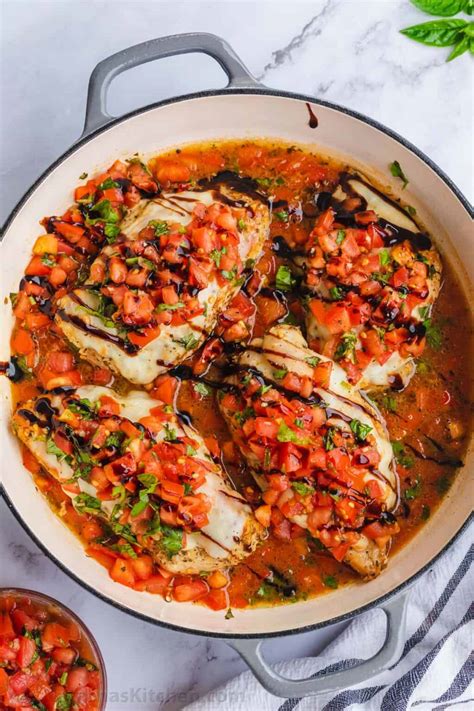 How does Chicken Bruschetta Knife & Fork Sand fit into your Daily Goals - calories, carbs, nutrition