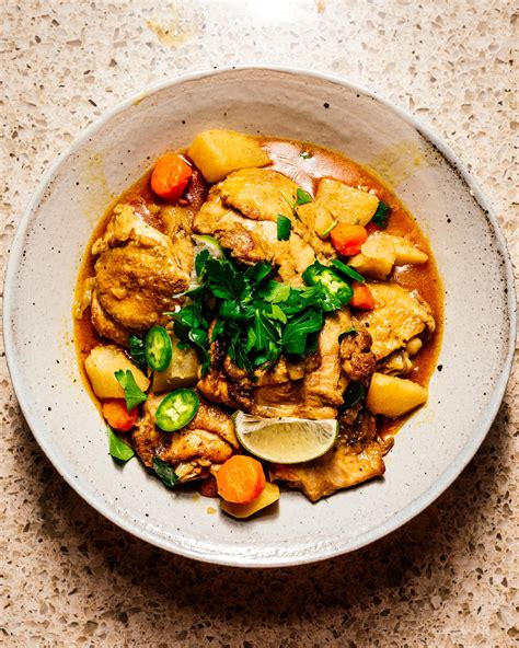 How does Chicken Curry fit into your Daily Goals - calories, carbs, nutrition