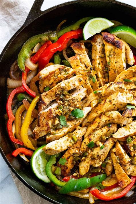 How does Chicken Fajita Labretti fit into your Daily Goals - calories, carbs, nutrition