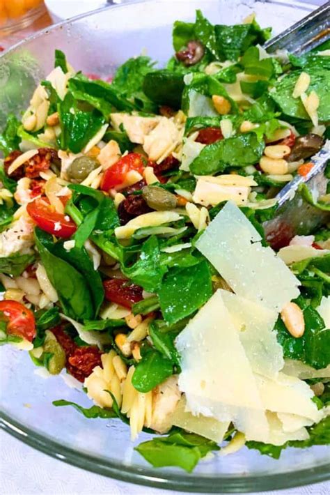 How does Chicken Orzo Florentine Salad fit into your Daily Goals - calories, carbs, nutrition