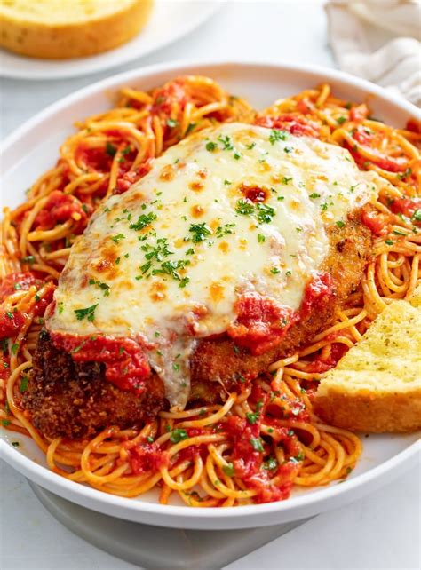 How does Chicken Parmesan (25865.1) fit into your Daily Goals - calories, carbs, nutrition