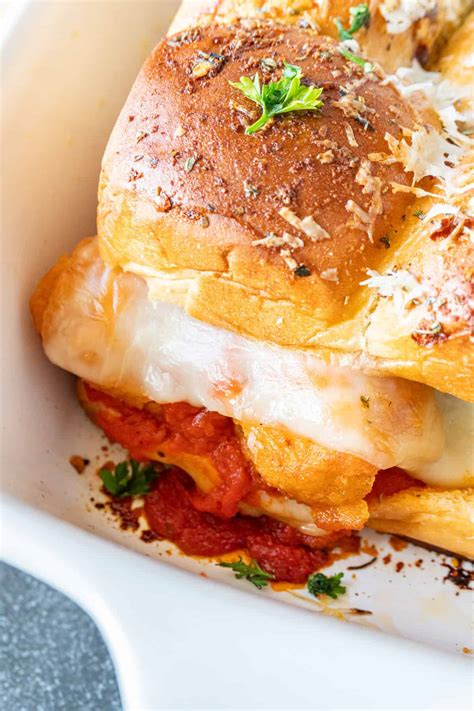 How does Chicken Parmesan Slider fit into your Daily Goals - calories, carbs, nutrition