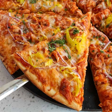 How does Chicken Pizza fit into your Daily Goals - calories, carbs, nutrition