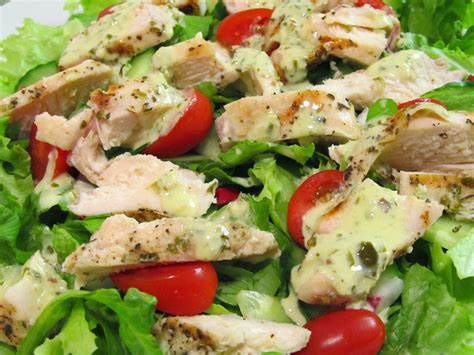 How does Chicken Salad on Leaf Lettuce fit into your Daily Goals - calories, carbs, nutrition