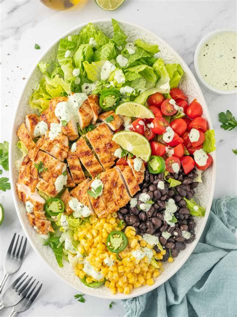 How does Chicken Santa Fe Salad fit into your Daily Goals - calories, carbs, nutrition