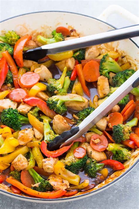 How does Chicken Stir Fry with Sweet Potato LARGE fit into your Daily Goals - calories, carbs, nutrition