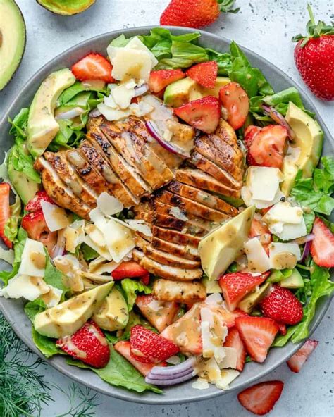 How does Chicken Strawberry Salad with Hazelnuts fit into your Daily Goals - calories, carbs, nutrition