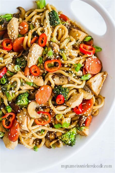 How does Chicken Vegetable Noodle Bowl fit into your Daily Goals - calories, carbs, nutrition