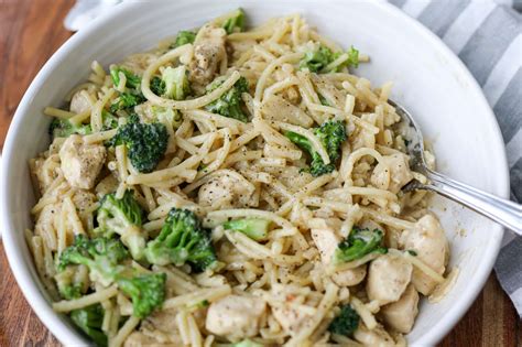 How does Chicken Vincenza with Pasta fit into your Daily Goals - calories, carbs, nutrition