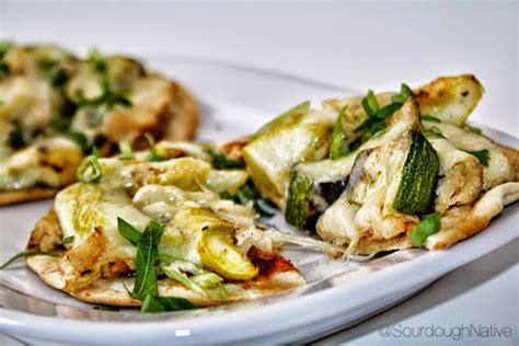 How does Chicken Zucchini Pizzetta fit into your Daily Goals - calories, carbs, nutrition