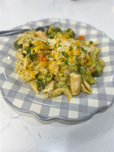 How does Chicken and Broccoli Pasta Dijon fit into your Daily Goals - calories, carbs, nutrition