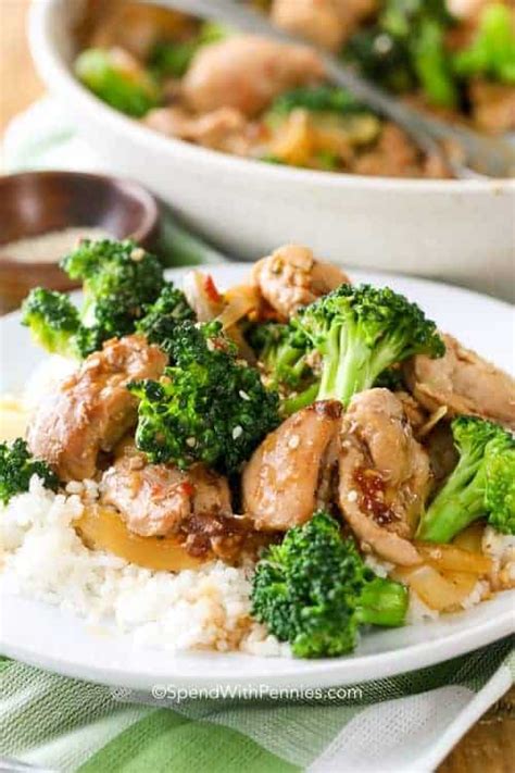 How does Chicken and Broccoli Stir Fry fit into your Daily Goals - calories, carbs, nutrition