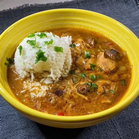 How does Chicken and Smoked Sausage Gumbo fit into your Daily Goals - calories, carbs, nutrition