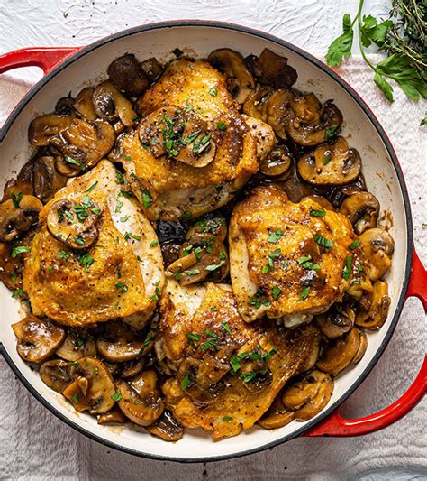 How does Chicken withMushroom Sage Crm Sauce fit into your Daily Goals - calories, carbs, nutrition