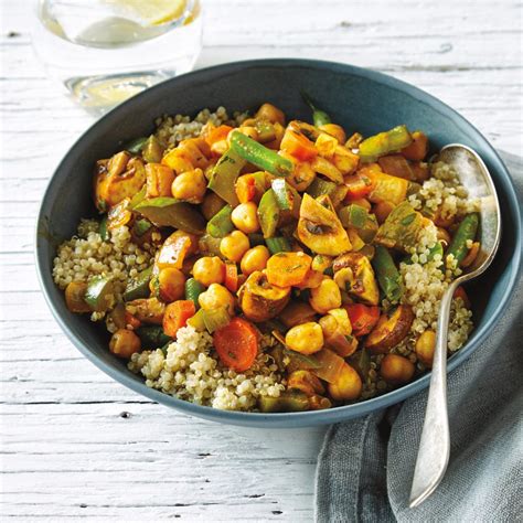How does Chickpea and Vegetable Tagine fit into your Daily Goals - calories, carbs, nutrition