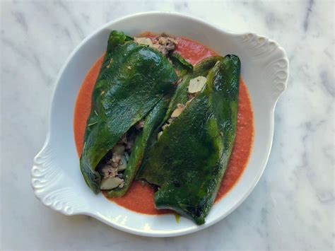 How does Chile Rellenos with Fresh Chile fit into your Daily Goals - calories, carbs, nutrition