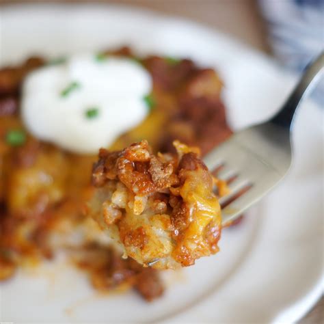 How does Chili Cheese Tater Tots fit into your Daily Goals - calories, carbs, nutrition