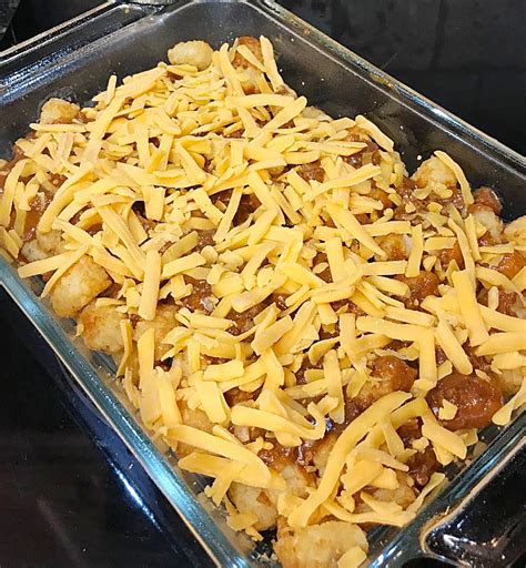 How does Chili Cheese Tots fit into your Daily Goals - calories, carbs, nutrition