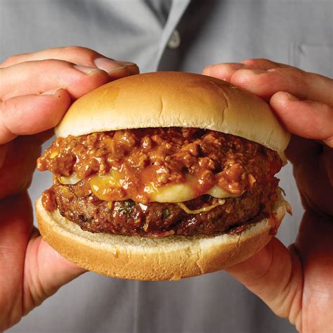 How does Chili Cheeseburger fit into your Daily Goals - calories, carbs, nutrition