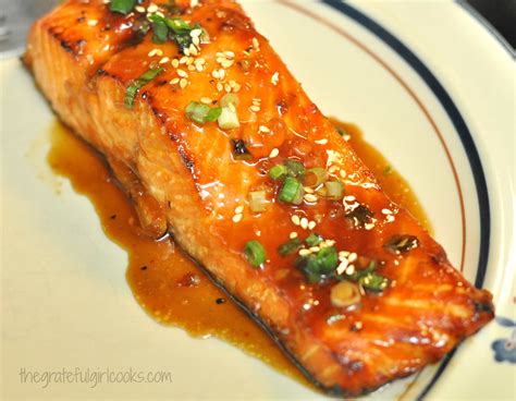 How does Chili Glazed Salmon and Orange Salsa (19774.4) fit into your Daily Goals - calories, carbs, nutrition