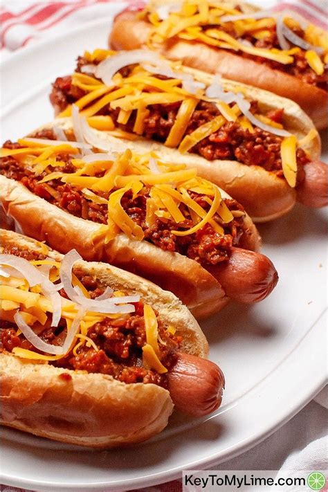 How does Chili Hot Dog fit into your Daily Goals - calories, carbs, nutrition