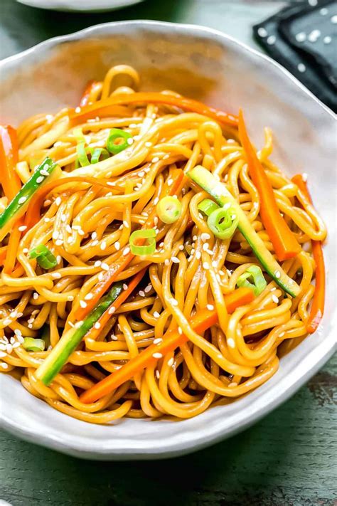 How does Chilled Sesame Noodles with Vegetables fit into your Daily Goals - calories, carbs, nutrition