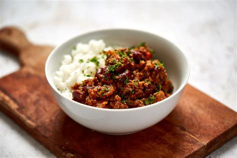 How does Chilli Non Carne with Rice fit into your Daily Goals - calories, carbs, nutrition