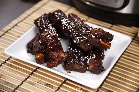 How does Chinese BBQ Spareribs fit into your Daily Goals - calories, carbs, nutrition