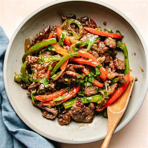 How does Chinese Pepper Steak, Stir Fried fit into your Daily Goals - calories, carbs, nutrition
