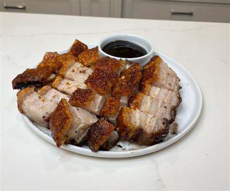 How does Chinese Roast Pork fit into your Daily Goals - calories, carbs, nutrition