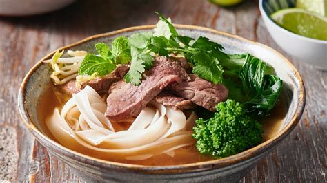 How does Chinese-Style Beef Broth fit into your Daily Goals - calories, carbs, nutrition