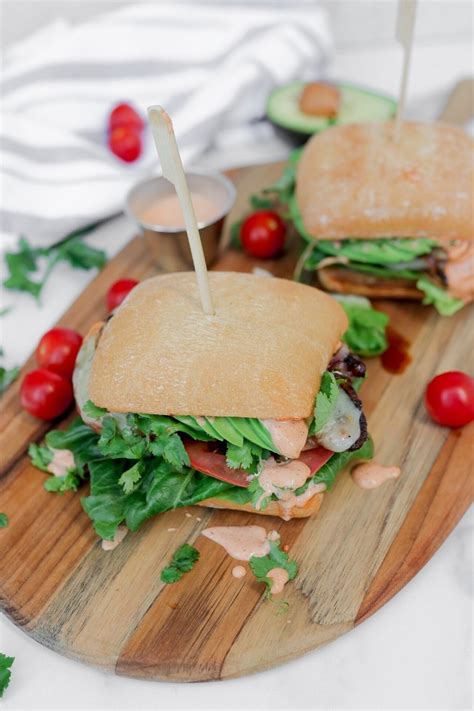 How does Chipotle Chicken Ciabatta? with Grilled Chicken fit into your Daily Goals - calories, carbs, nutrition