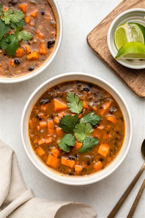 How does Chipotle Sweet Potato Soup fit into your Daily Goals - calories, carbs, nutrition