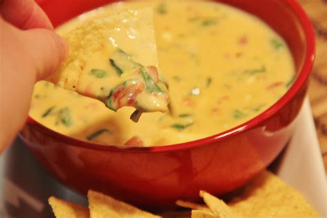 How does Chips and Side of Queso fit into your Daily Goals - calories, carbs, nutrition