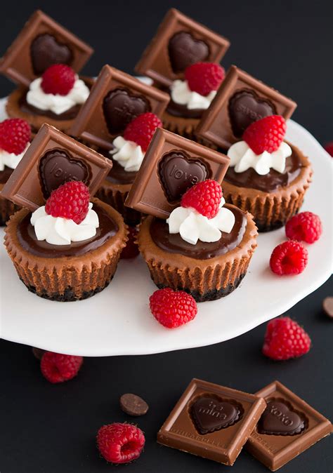 How does Chocolate Cheesecake Cupcake fit into your Daily Goals - calories, carbs, nutrition