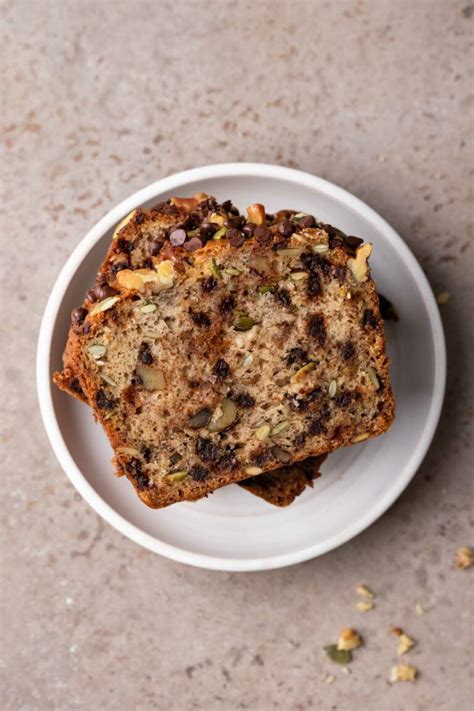 How does Chocolate Chip Banana Nut Bread fit into your Daily Goals - calories, carbs, nutrition