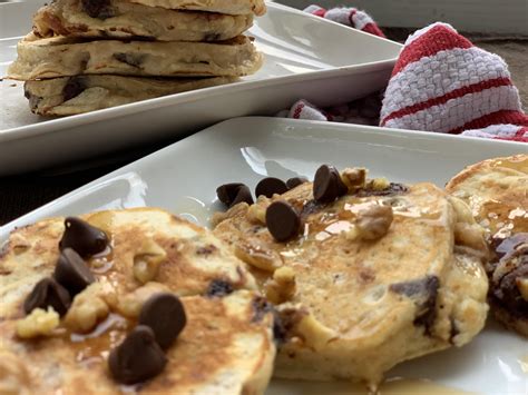 How does Chocolate Chip Buttermilk Pancakes fit into your Daily Goals - calories, carbs, nutrition