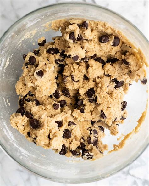 How does Chocolate Chip Cookie Dough fit into your Daily Goals - calories, carbs, nutrition