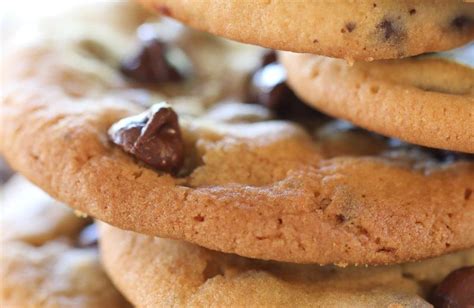 How does Chocolate Chip Cookies (14023.0) fit into your Daily Goals - calories, carbs, nutrition