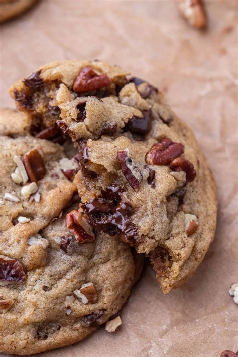 How does Chocolate Chip Pecan Cookie (36784.2) fit into your Daily Goals - calories, carbs, nutrition