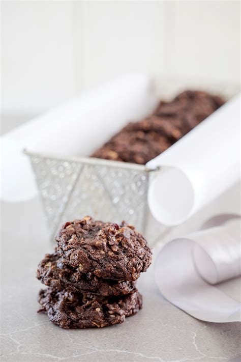 How does Chocolate Coconut Chew fit into your Daily Goals - calories, carbs, nutrition
