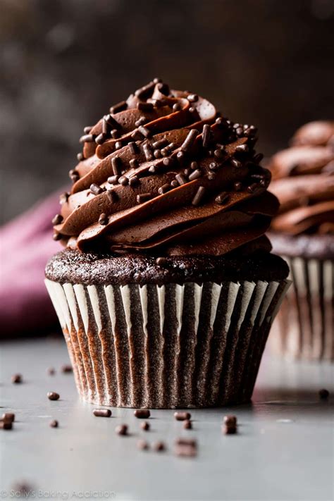 How does Chocolate Cupcake fit into your Daily Goals - calories, carbs, nutrition