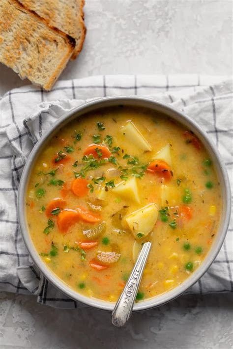 How does Chunky Creamy Mixed Vegetable Soup fit into your Daily Goals - calories, carbs, nutrition