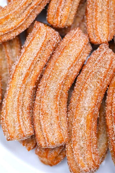 How does Churro Cinnamon & Sugar 1 EA fit into your Daily Goals - calories, carbs, nutrition