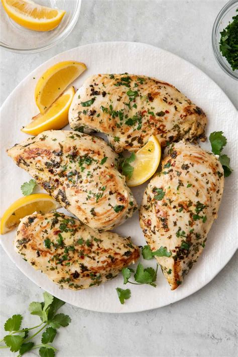 How does Cilantro Chicken Breast fit into your Daily Goals - calories, carbs, nutrition