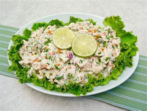 How does Cilantro Chicken Salad fit into your Daily Goals - calories, carbs, nutrition