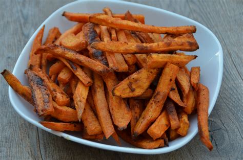 How does Cinnamon Chipotle Sweet Potato Fries fit into your Daily Goals - calories, carbs, nutrition