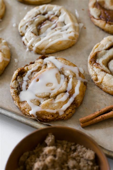 How does Cinnamon Cookies fit into your Daily Goals - calories, carbs, nutrition