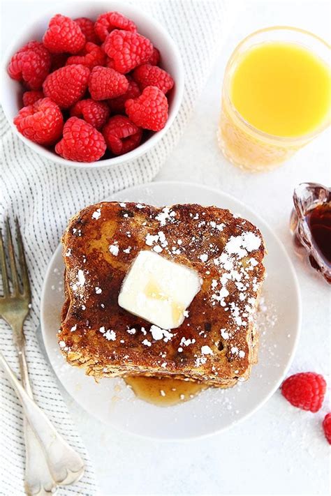 How does Cinnamon Raisin French Toast - 2 slices fit into your Daily Goals - calories, carbs, nutrition