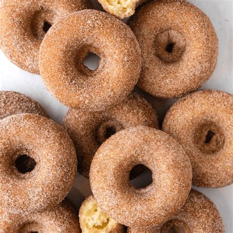 How does Cinnamon Sugar Donuts fit into your Daily Goals - calories, carbs, nutrition